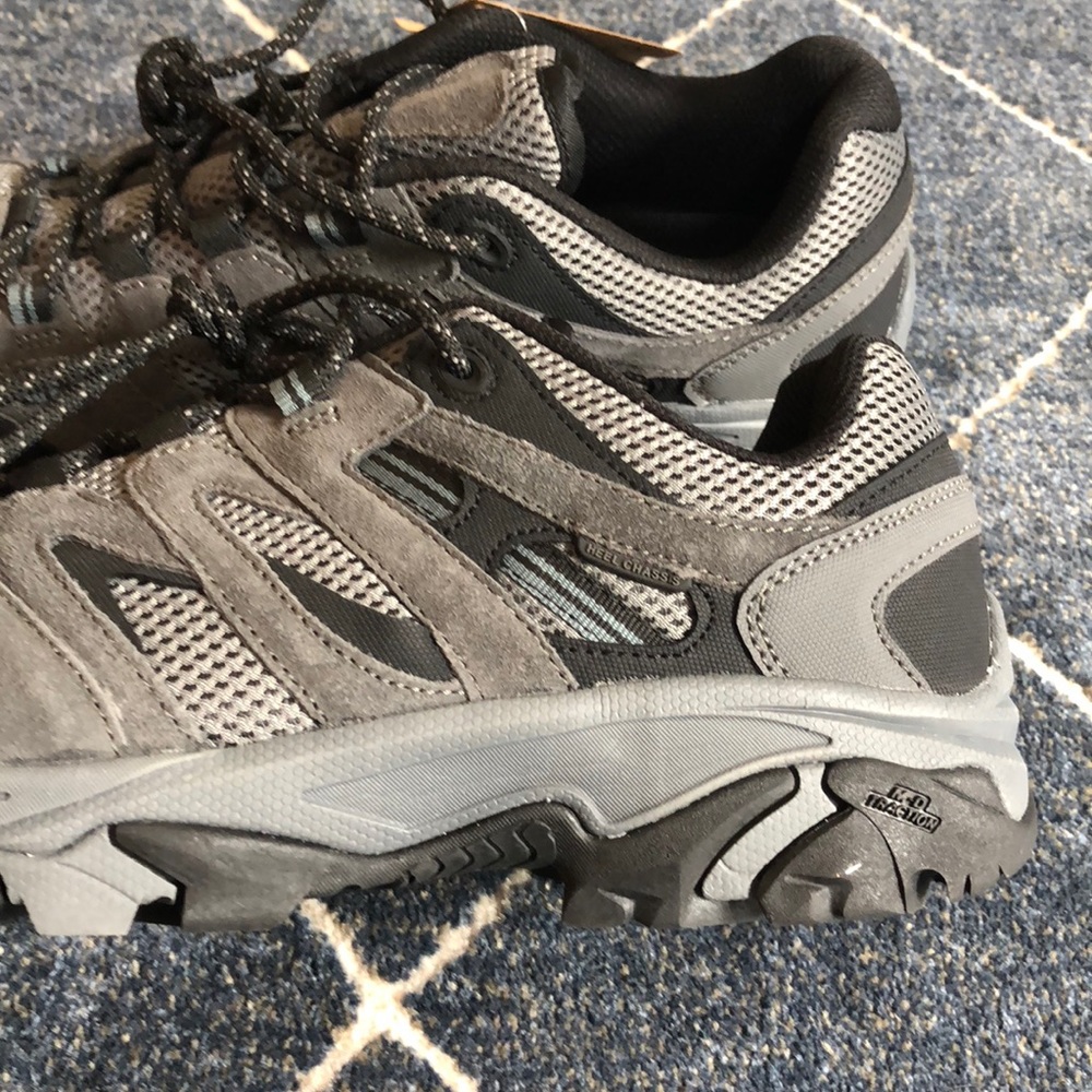 Hi-Tec Men’s Low Hiker - Picture 2 of 8